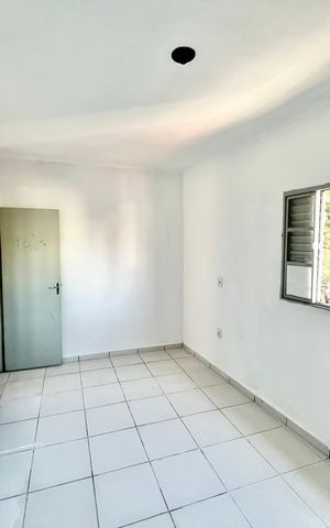 Casa à venda com 50m², 2 quartos e sem vaga Casa à venda com 50m², 2 quartos e sem vagaSala/Quarto