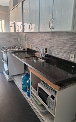 Apartamento à venda com 80m², 3 quartos e 2 vagas Apartamento à venda com 80m², 3 quartos e 2 vagasBanheiroCozinha