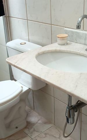 Apartamento à venda com 80m², 3 quartos e 2 vagas Apartamento à venda com 80m², 3 quartos e 2 vagasBanheiro