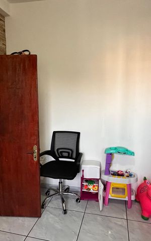 Casa à venda com 250m², 1 quarto e 5 vagas