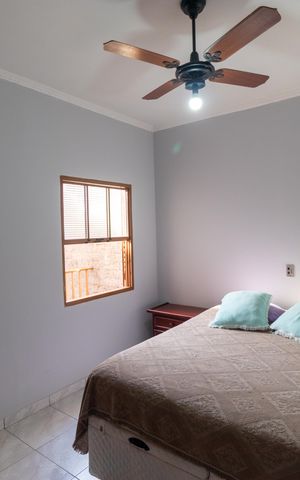 Casa à venda com 237m², 3 quartos e 6 vagas Casa à venda com 237m², 3 quartos e 6 vagasQuarto 01
