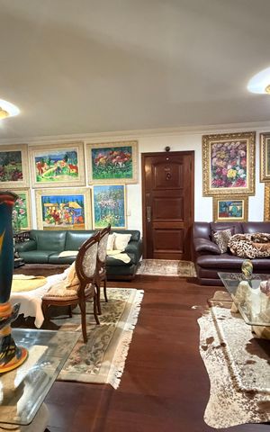 Apartamento para alugar com 178m², 4 quartos e 2 vagasSala