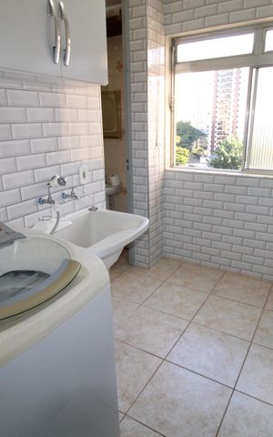 Apartamento para alugar com 80m², 3 quartos e 1 vagaÁrea de Serviço