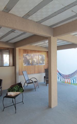 Casa à venda com 360m², 3 quartos e 2 vagasÁrea Externa