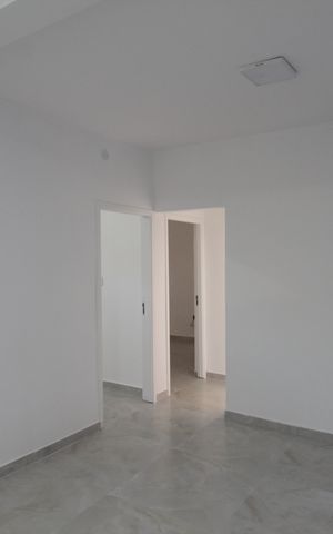 Casa à venda com 360m², 3 quartos e 2 vagasSala