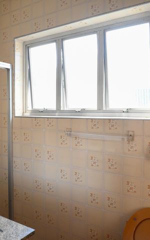 Casa para alugar com 160m², 2 quartos e 2 vagas Casa para alugar com 160m², 2 quartos e 2 vagasBanheiro Social