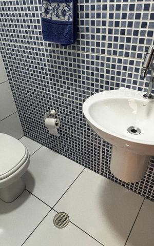 Casa à venda com 257m², 3 quartos e 4 vagasLavabo