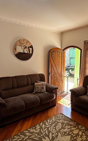 Casa à venda com 257m², 3 quartos e 4 vagasSala