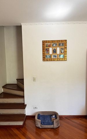 Casa à venda com 257m², 3 quartos e 4 vagasSala