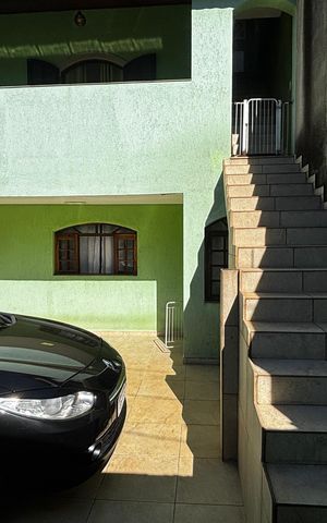 Casa à venda com 257m², 3 quartos e 4 vagasGaragem