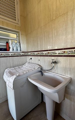 Casa à venda com 257m², 3 quartos e 4 vagasÁrea Gourmet - Area de Serviço