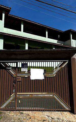 Casa à venda com 257m², 3 quartos e 4 vagasFachada