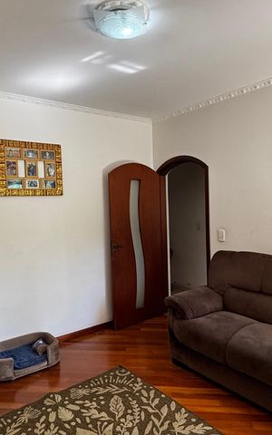 Casa à venda com 257m², 3 quartos e 4 vagasSala