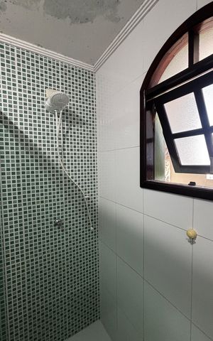 Casa à venda com 257m², 3 quartos e 4 vagasBanheiro
