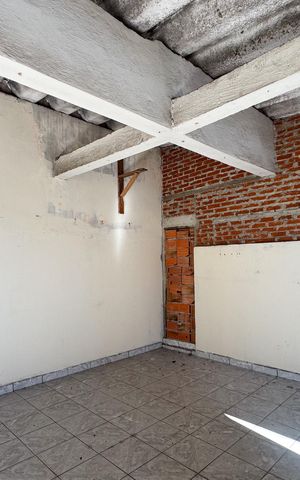 Casa à venda com 180m², 2 quartos e sem vaga Casa à venda com 180m², 2 quartos e sem vagaÁrea de Serviço