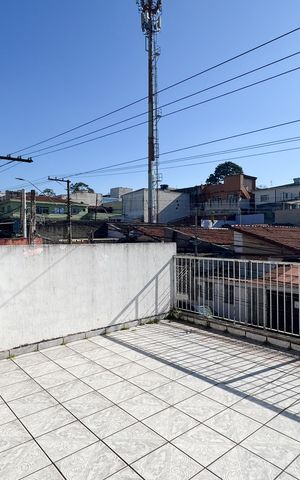 Casa à venda com 180m², 2 quartos e sem vaga Casa à venda com 180m², 2 quartos e sem vagaSacada