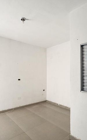 Casa à venda com 180m², 2 quartos e sem vaga Casa à venda com 180m², 2 quartos e sem vagaQuarto 1