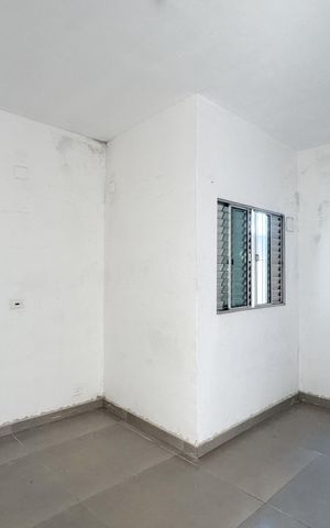 Casa à venda com 180m², 2 quartos e sem vaga Casa à venda com 180m², 2 quartos e sem vagaQuarto 1