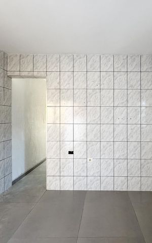 Casa à venda com 180m², 2 quartos e sem vaga Casa à venda com 180m², 2 quartos e sem vagaCozinha