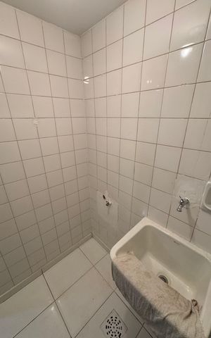 Apartamento à venda com 87m², 2 quartos e 2 vagas Apartamento à venda com 87m², 2 quartos e 2 vagasÁrea de Serviço