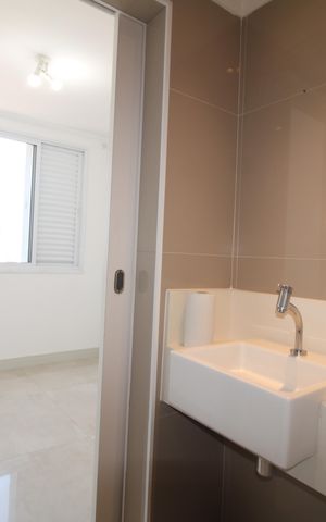 Apartamento à venda com 80m², 3 quartos e 2 vagasQuarto 3 - Banheiro