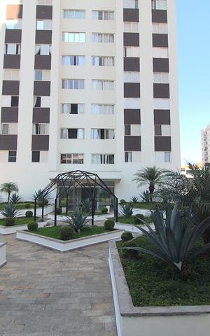 Apartamento à venda com 80m², 3 quartos e 2 vagasFachada