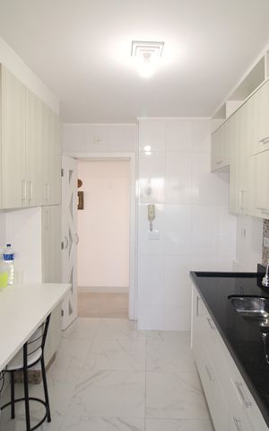 Apartamento à venda com 80m², 3 quartos e 2 vagasCozinha / Área de Serviço