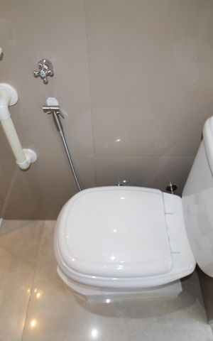 Apartamento à venda com 80m², 3 quartos e 2 vagasQuarto 3 - Banheiro