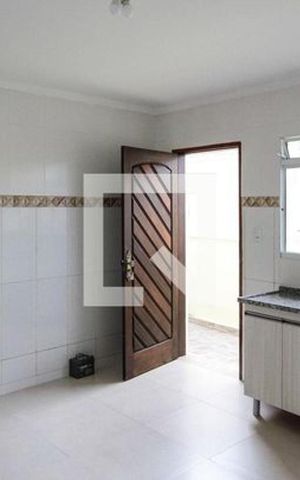 Casa à venda com 220m², 4 quartos e 2 vagas Casa à venda com 220m², 4 quartos e 2 vagasCasa 1 - Cozinha