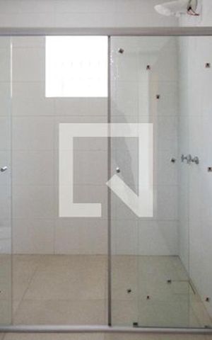 Casa à venda com 220m², 4 quartos e 2 vagas Casa à venda com 220m², 4 quartos e 2 vagasCasa 1 - Banheiro