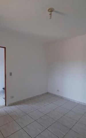 Casa à venda com 220m², 4 quartos e 2 vagas Casa à venda com 220m², 4 quartos e 2 vagasCasa 2 - Quarto