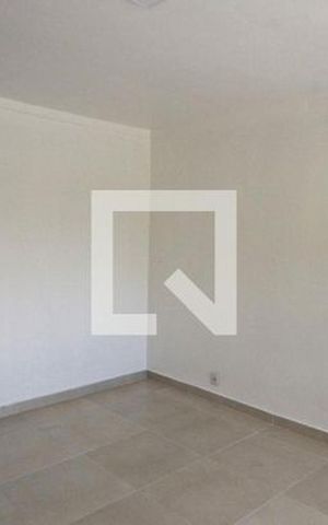 Casa à venda com 220m², 4 quartos e 2 vagas Casa à venda com 220m², 4 quartos e 2 vagasCasa 1 - Quarto