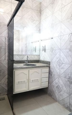 Casa para alugar com 120m², 3 quartos e 2 vagasBanheiro da Suíte