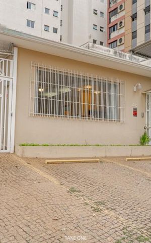 Casa à venda com 300m², 7 quartos e 6 vagas