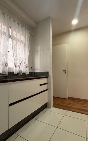 Apartamento à venda com 54m², 2 quartos e 2 vagas Apartamento à venda com 54m², 2 quartos e 2 vagasCozinha