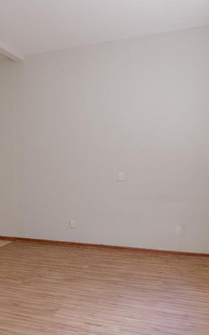 Casa à venda com 329m², 3 quartos e 6 vagas