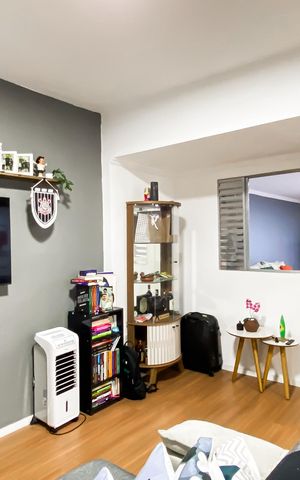 Casa à venda com 490m², 4 quartos e 2 vagas Casa à venda com 490m², 4 quartos e 2 vagasCorredor
