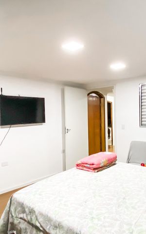 Casa à venda com 490m², 4 quartos e 2 vagas Casa à venda com 490m², 4 quartos e 2 vagasQuarto 3