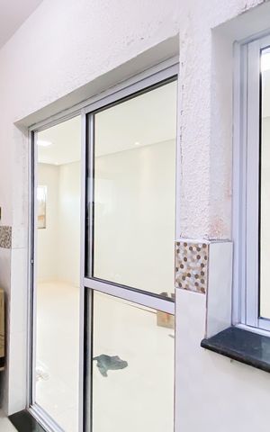 Casa de condomínio à venda com 52m², 2 quartos e 1 vaga Casa de condomínio à venda com 52m², 2 quartos e 1 vagaÁrea de Serviço
