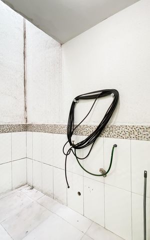 Casa de condomínio à venda com 52m², 2 quartos e 1 vaga Casa de condomínio à venda com 52m², 2 quartos e 1 vagaÁrea de Serviço