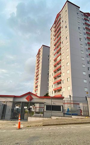 Apartamento à venda com 61m², 3 quartos e 1 vaga Apartamento à venda com 61m², 3 quartos e 1 vagaFachada