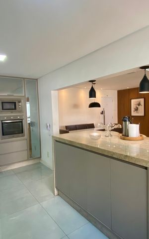 Apartamento à venda com 155m², 3 quartos e 3 vagas Apartamento à venda com 155m², 3 quartos e 3 vagasCozinha