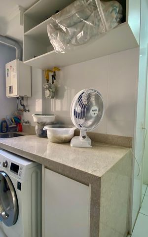 Apartamento à venda com 155m², 3 quartos e 3 vagas Apartamento à venda com 155m², 3 quartos e 3 vagasÁrea de Serviço