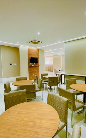 Apartamento à venda com 155m², 3 quartos e 3 vagas Apartamento à venda com 155m², 3 quartos e 3 vagasSalão de Festas
