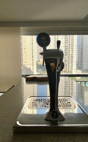 Apartamento à venda com 155m², 3 quartos e 3 vagas Apartamento à venda com 155m², 3 quartos e 3 vagasVaranda