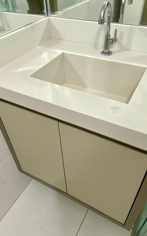 Apartamento à venda com 155m², 3 quartos e 3 vagas Apartamento à venda com 155m², 3 quartos e 3 vagasBanheiro 1