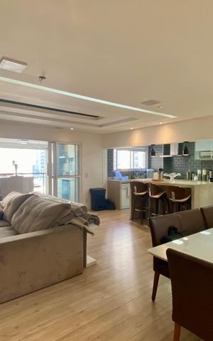 Apartamento à venda com 155m², 3 quartos e 3 vagas Apartamento à venda com 155m², 3 quartos e 3 vagasSala