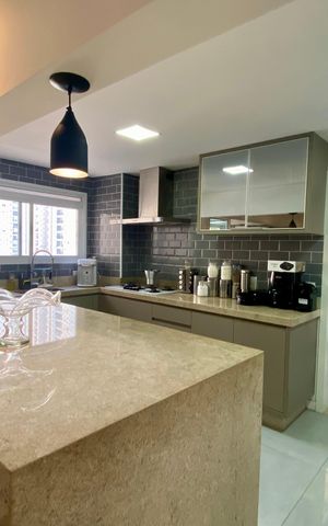 Apartamento à venda com 155m², 3 quartos e 3 vagas Apartamento à venda com 155m², 3 quartos e 3 vagasCozinha
