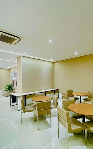 Apartamento à venda com 155m², 3 quartos e 3 vagas Apartamento à venda com 155m², 3 quartos e 3 vagasSalão de Festas