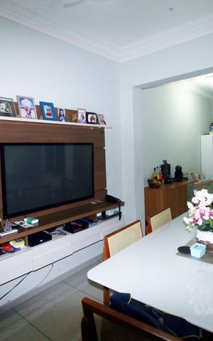 Apartamento à venda com 72m², 2 quartos e 1 vagaSala